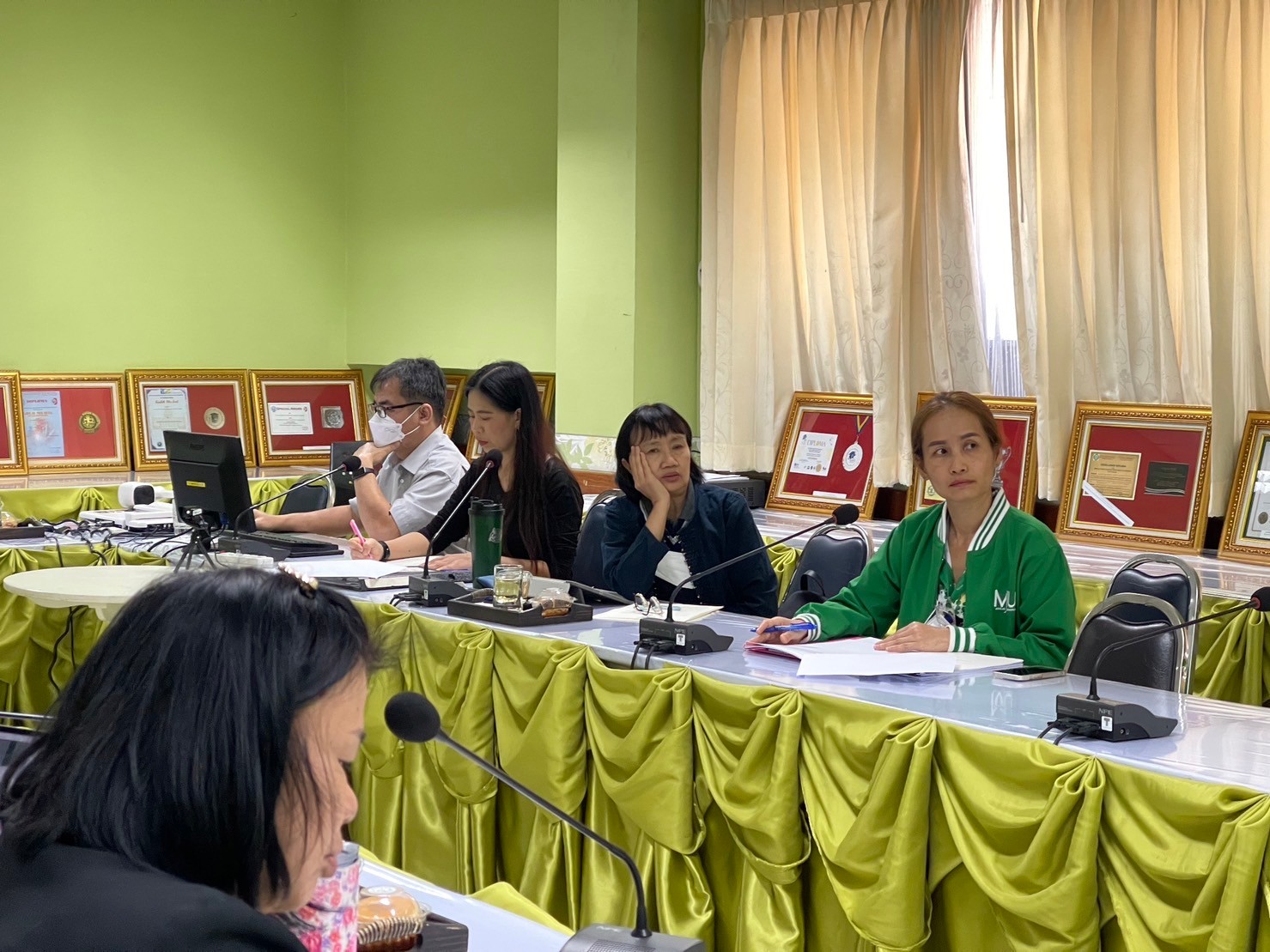 ประชุมมคณะกรรมการอำนวยการ สำนักงานสีเขียว (Green Office) — ภาพที่ 2