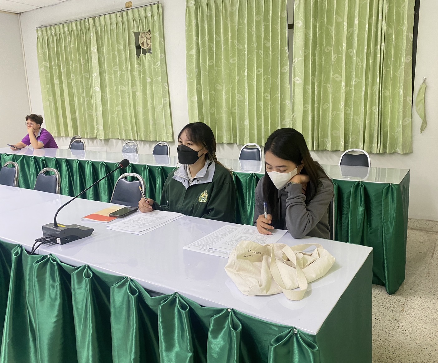 ประชุมหารือการระบุประเด็นปัญหาสิ่งแวดล้อมภายในอาคารและนอกอาคารฯ — ภาพที่ 7